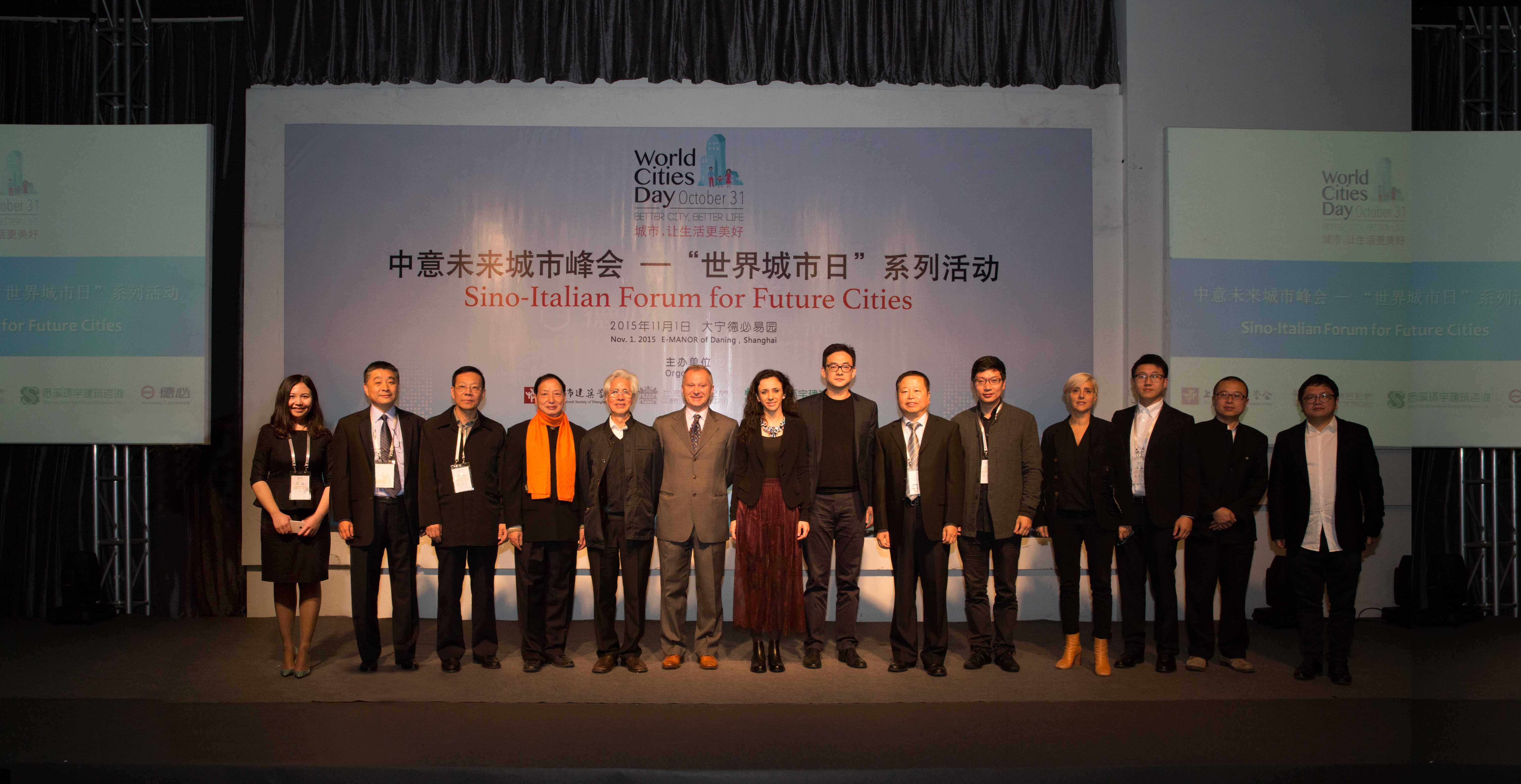 合影.jpg